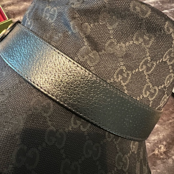 AUTHENTIC Gucci GG Canvas Bucket Hat (Mint Condition) - Picture 6 of 12